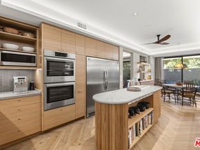 2263 Century 206, Los Angeles CA 90067