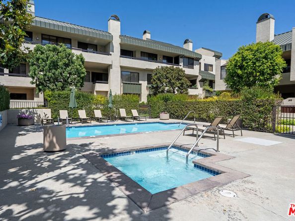 2263 Century 206, Los Angeles CA 90067