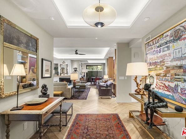 2263 Century 206, Los Angeles CA 90067