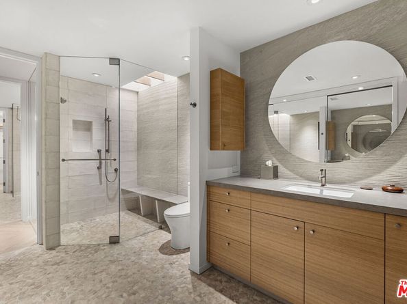 2263 Century 206, Los Angeles CA 90067