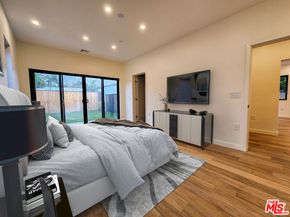 6421 W Olympic Boulevard, Los Angeles CA 90048