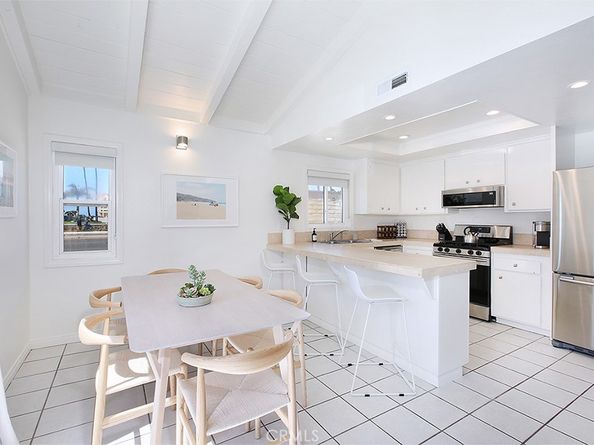 203 Cedar Street A & B, Newport Beach CA 92663