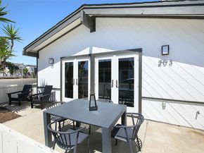 203 Cedar Street A & B, Newport Beach CA 92663