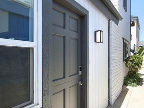 203 Cedar Street A & B, Newport Beach CA 92663