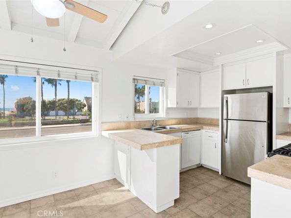 203 Cedar Street A & B, Newport Beach CA 92663