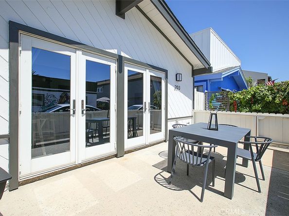 203 Cedar Street A & B, Newport Beach CA 92663