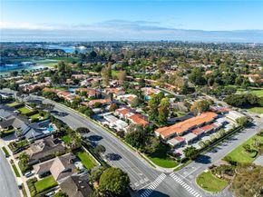 2209 Vista Huerta, Newport Beach CA 92660