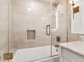 2209 Vista Huerta, Newport Beach CA 92660