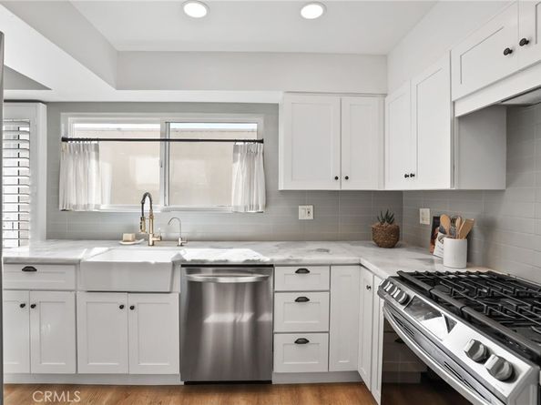 2209 Vista Huerta, Newport Beach CA 92660