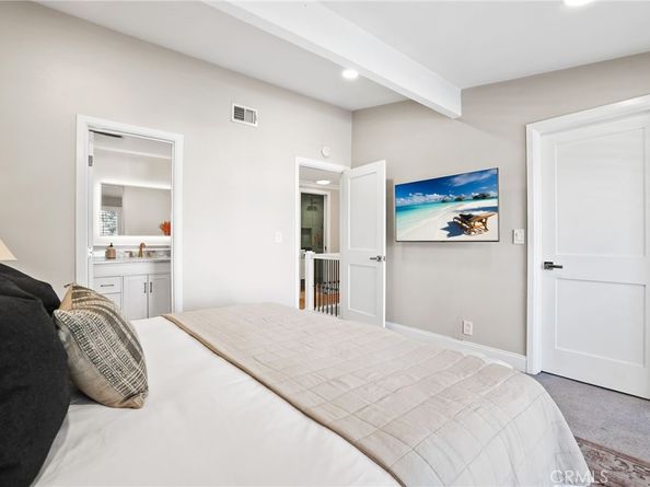 2209 Vista Huerta, Newport Beach CA 92660