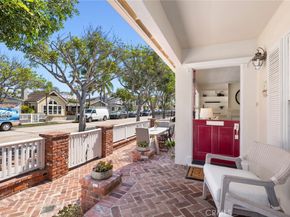1537 E Ocean Boulevard, Newport Beach CA 92661
