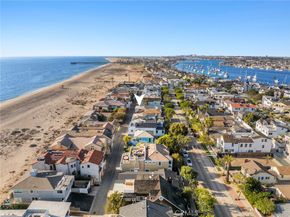 1537 E Ocean Boulevard, Newport Beach CA 92661