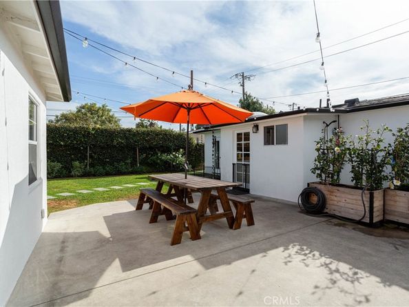 394 E 20th, Costa Mesa CA 92627