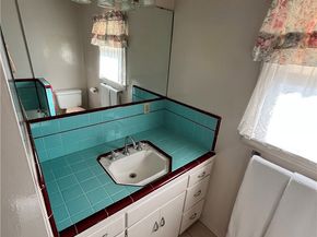 3425 Montrose Avenue, La Crescenta CA 91214