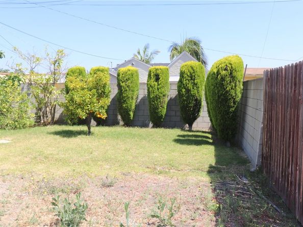 2407 W 74th Street, Los Angeles CA 90043