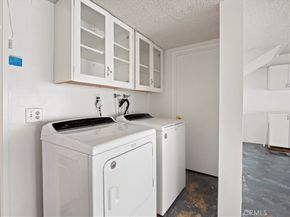 18411 Hatteras Street 138, Tarzana CA 91356