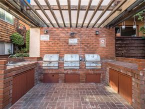 5403 Newcastle Avenue 12, Encino CA 91316