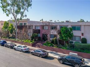 5403 Newcastle Avenue 12, Encino CA 91316