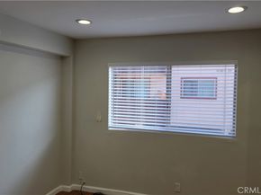 5403 Newcastle Avenue 12, Encino CA 91316