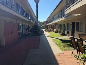 10707 New Haven 37, Sun Valley CA 91352