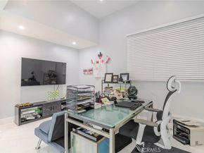 17180 Ballinger Street, Northridge CA 91325
