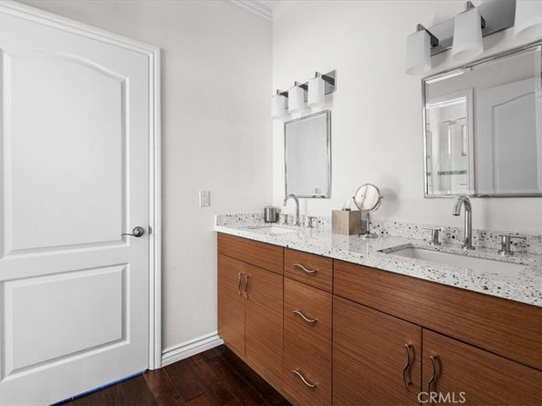10721 Ohio Avenue, Los Angeles CA 90024