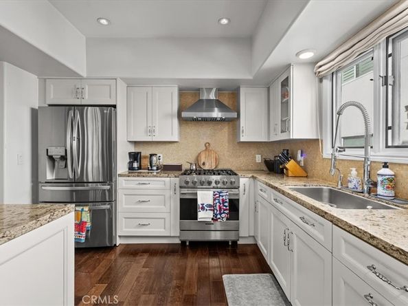 10721 Ohio Avenue, Los Angeles CA 90024