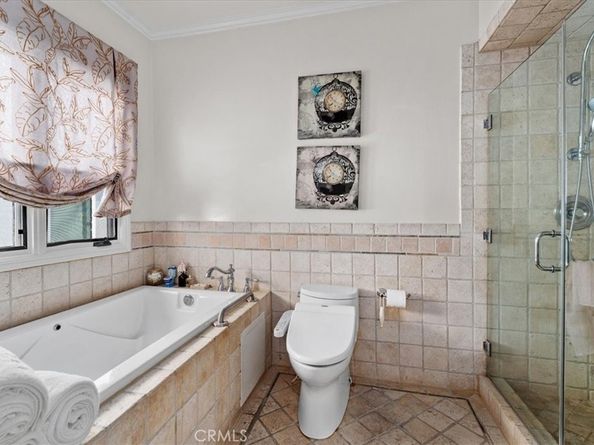 10721 Ohio Avenue, Los Angeles CA 90024