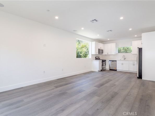 1032 N Oxford Avenue, Los Angeles CA 90029