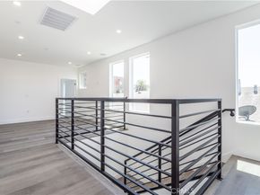 1032 N Oxford Avenue, Los Angeles CA 90029