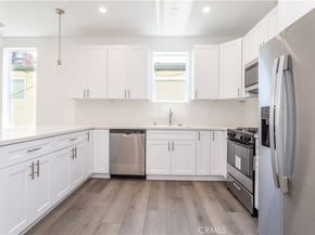 1032 N Oxford Avenue, Los Angeles CA 90029