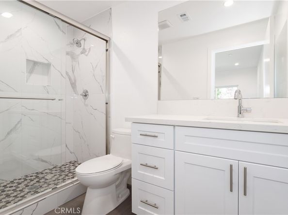 1032 N Oxford Avenue, Los Angeles CA 90029