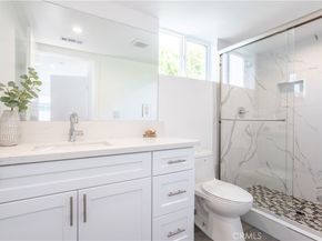 1032 N Oxford Avenue, Los Angeles CA 90029