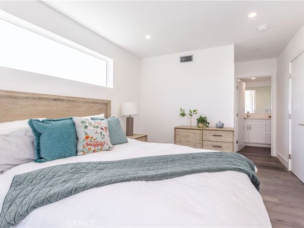 1032 N Oxford Avenue, Los Angeles CA 90029
