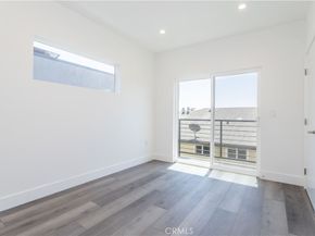 1032 N Oxford Avenue, Los Angeles CA 90029