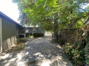 8458 Canby Avenue, Northridge CA 91325