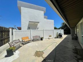 8458 Canby Avenue, Northridge CA 91325