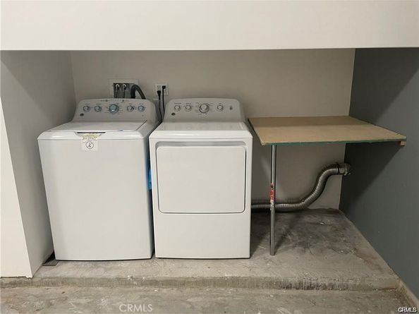 8458 Canby Avenue, Northridge CA 91325