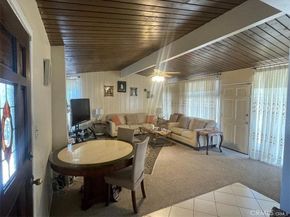 8458 Canby Avenue, Northridge CA 91325