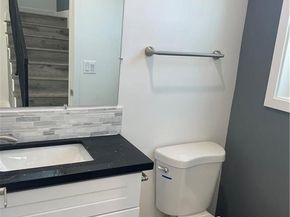 8458 Canby Avenue, Northridge CA 91325