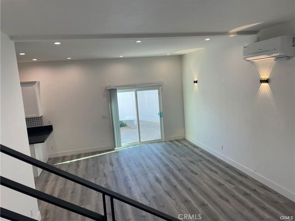 8458 Canby Avenue, Northridge CA 91325