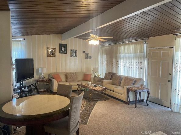 8458 Canby Avenue, Northridge CA 91325