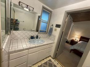 8458 Canby Avenue, Northridge CA 91325