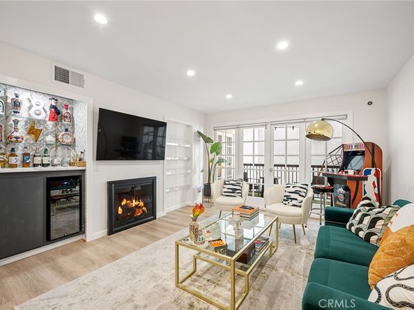 906 N Doheny Drive 318, West Hollywood CA 90069
