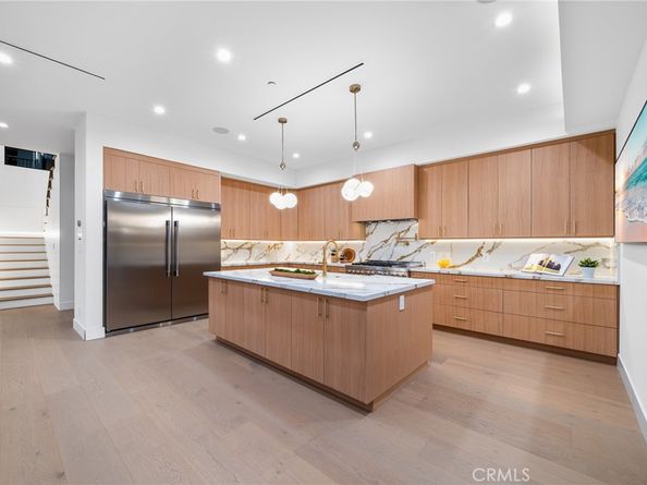 5945 Hesperia Avenue, Encino CA 91316