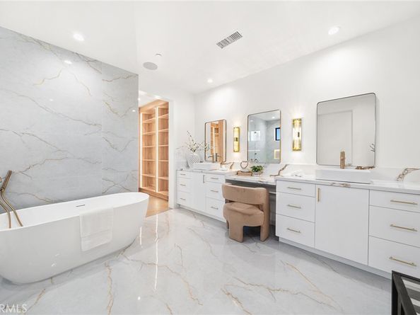 5945 Hesperia Avenue, Encino CA 91316