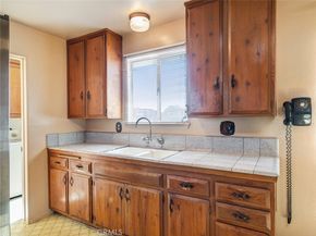 3540 Kemble Ave, Long Beach CA 90808