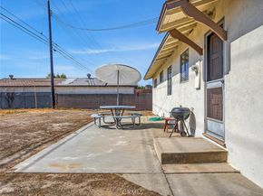 3540 Kemble Ave, Long Beach CA 90808