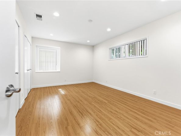 15210 Cohasset Street, Van Nuys CA 91405