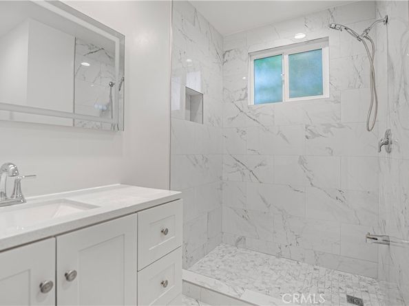 15210 Cohasset Street, Van Nuys CA 91405